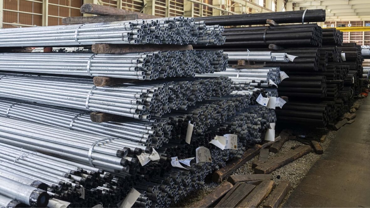 大興運輸倉庫 鋼材ヤード