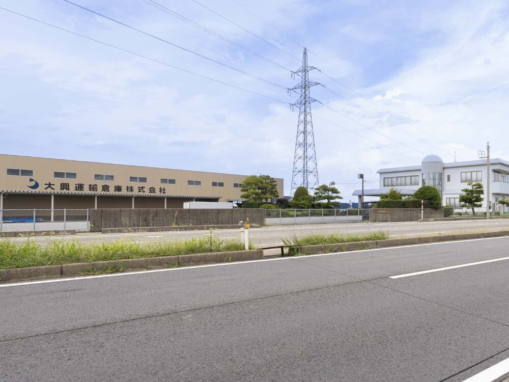 好立地で多様な保管・出荷ニーズに対応